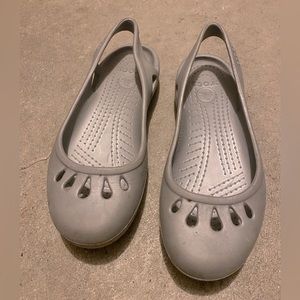 Crocs ballet slingback flats in gray